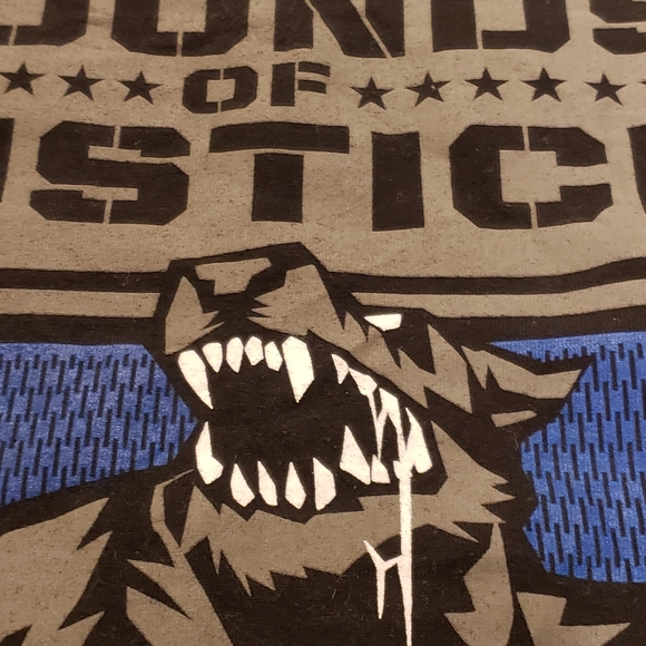 WWE The Shield Hounds of Justice Shirt Medium - Picture 4 of 4